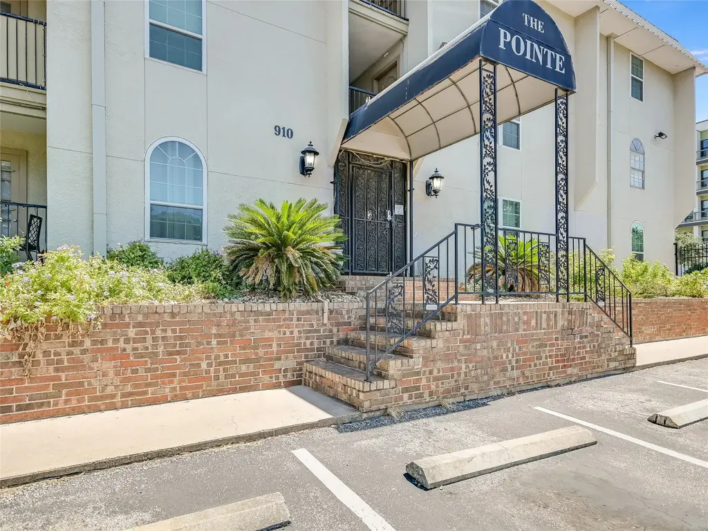 910 Duncan Lane 31, Austin