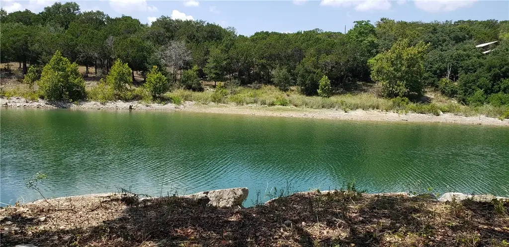 3500 Lohmans Ford Road 17, Lago Vista