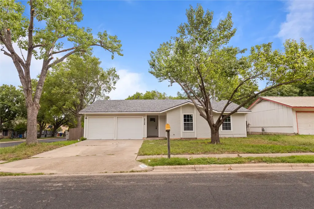 8528 Cornwall Drive, Austin