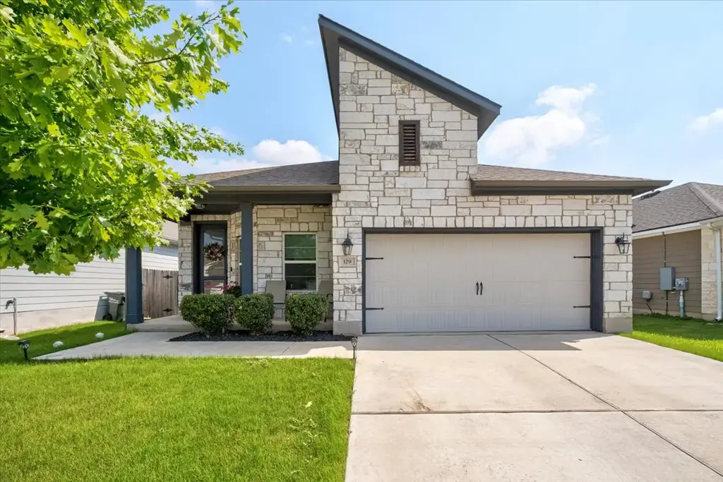 129 Lacey Oak Loop, San Marcos