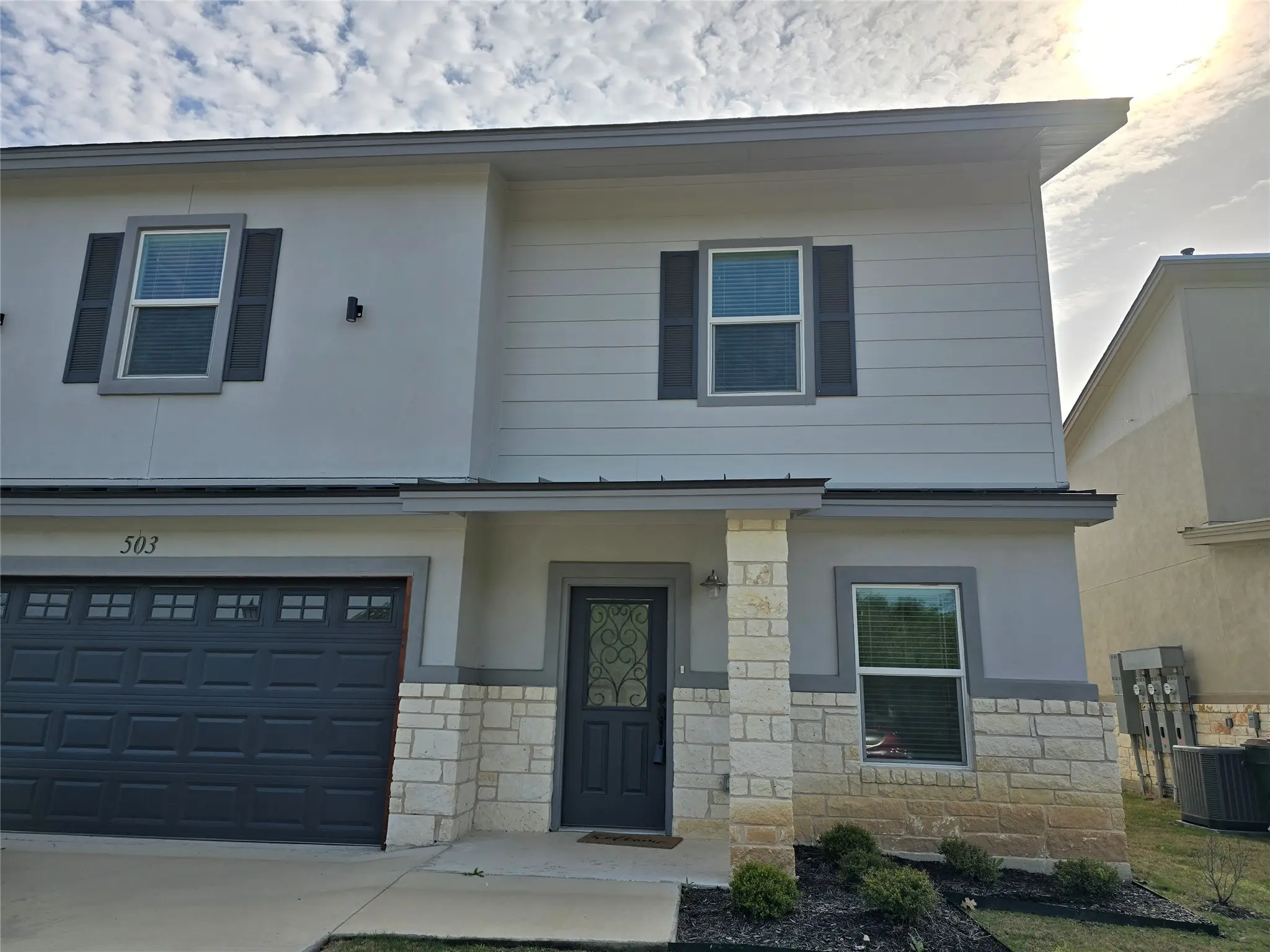 Photo of Listing #1090628