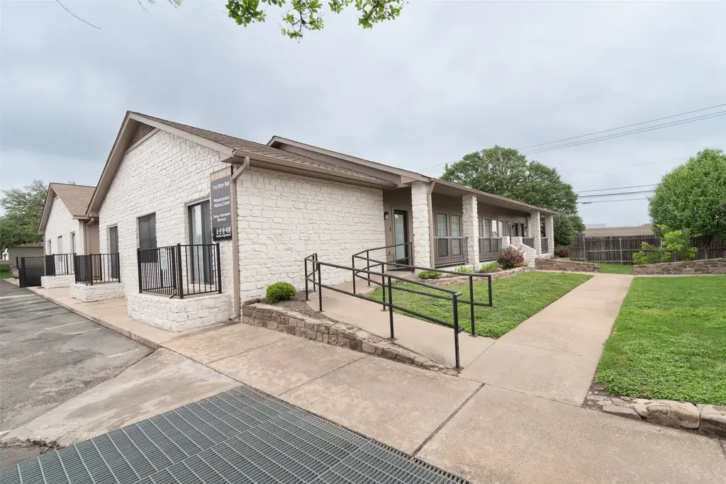 13740 N Highway 183 Boulevard R3, Austin