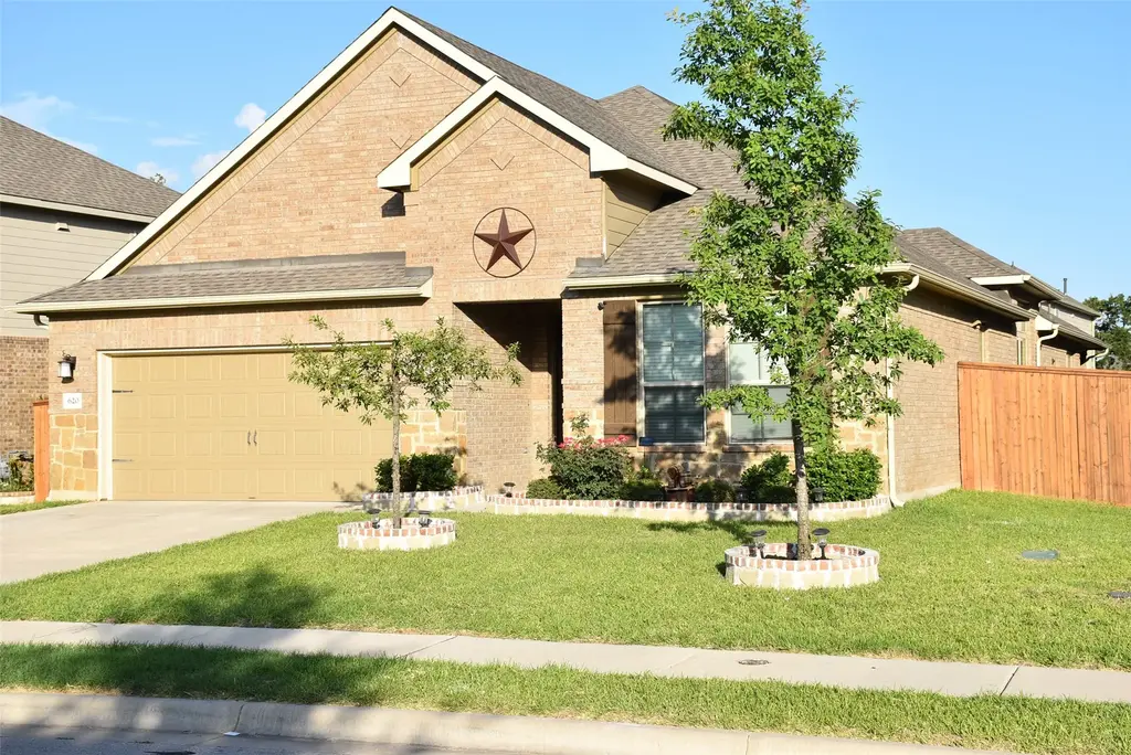 620 Purtis Creek Lane, Georgetown