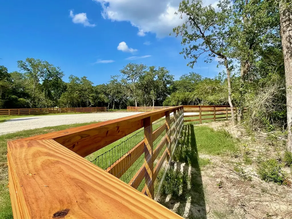 9211 Stetson Drive, Hilltop Lakes
