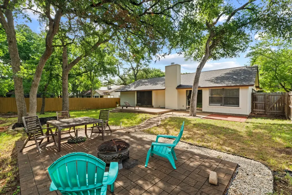 811 Timber Trail, Cedar Park