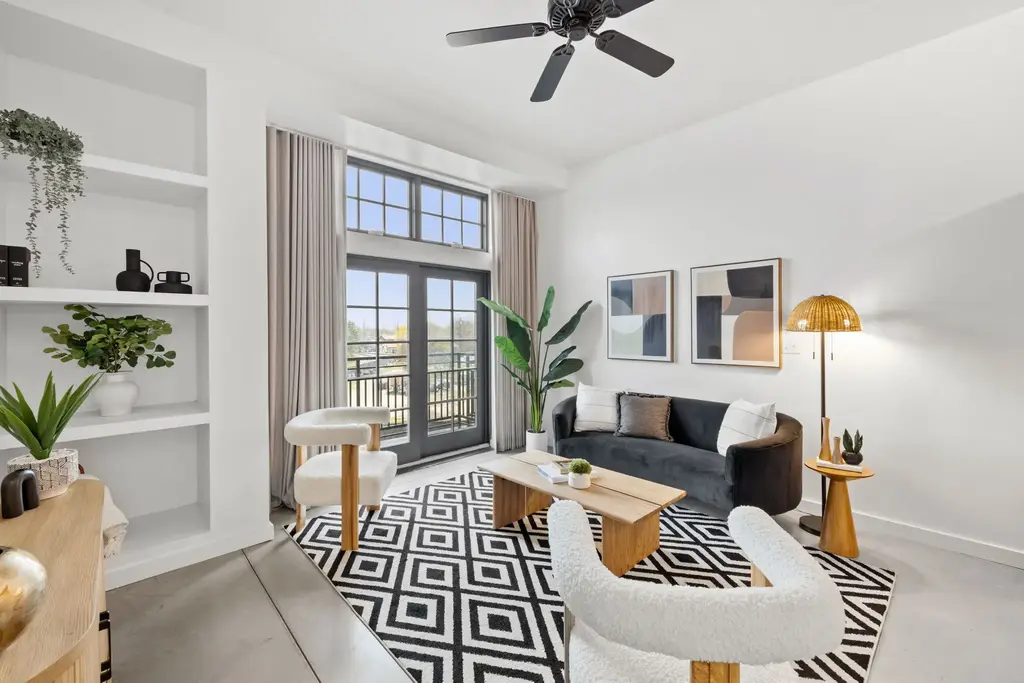 2235 E 6th Street 302, Austin