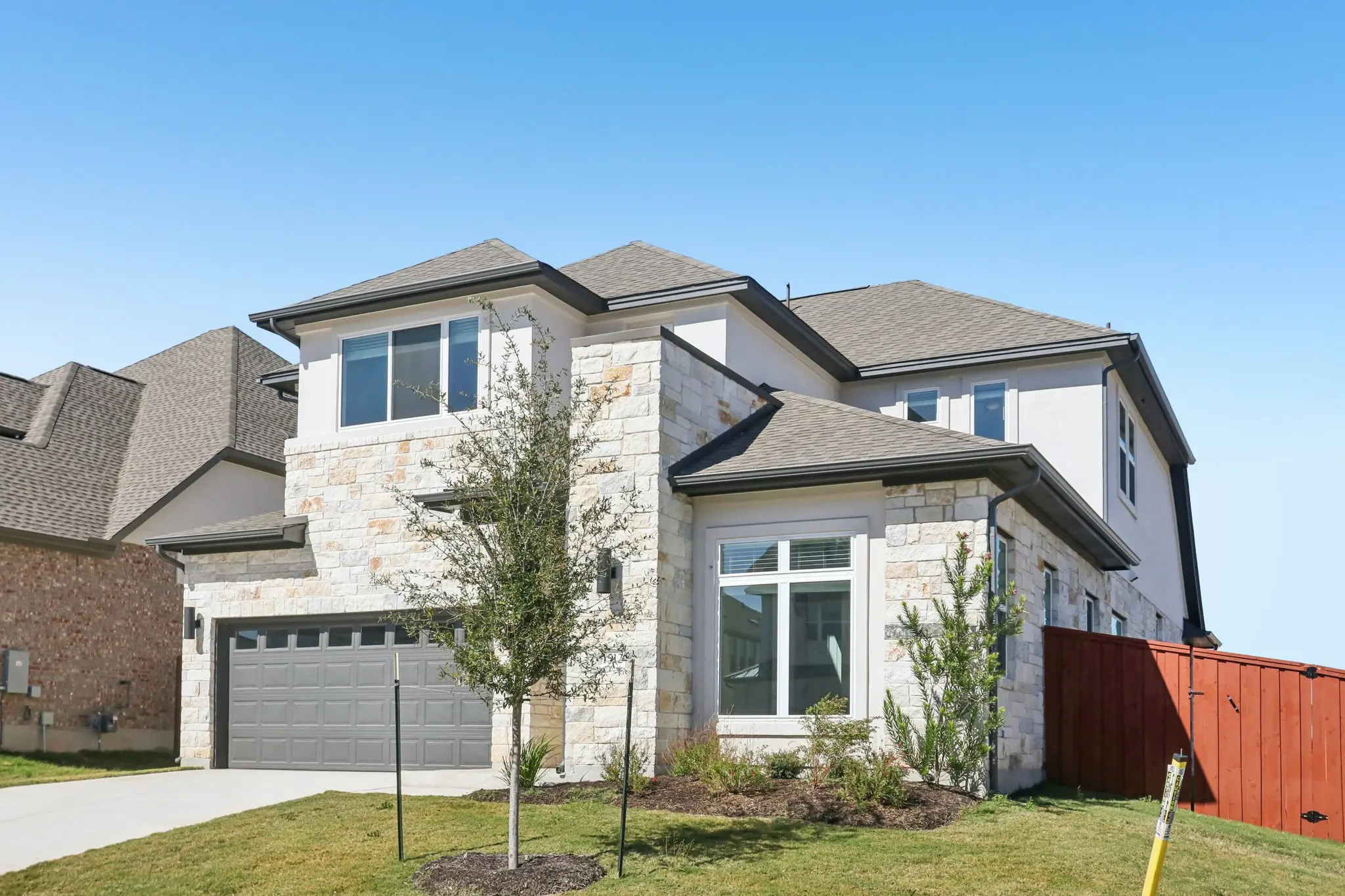 Photo of Listing #1472745