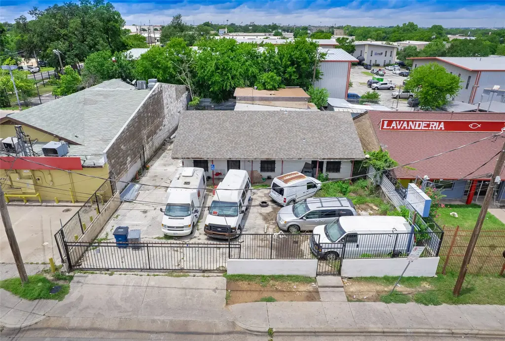 8212 Georgian Drive, Austin