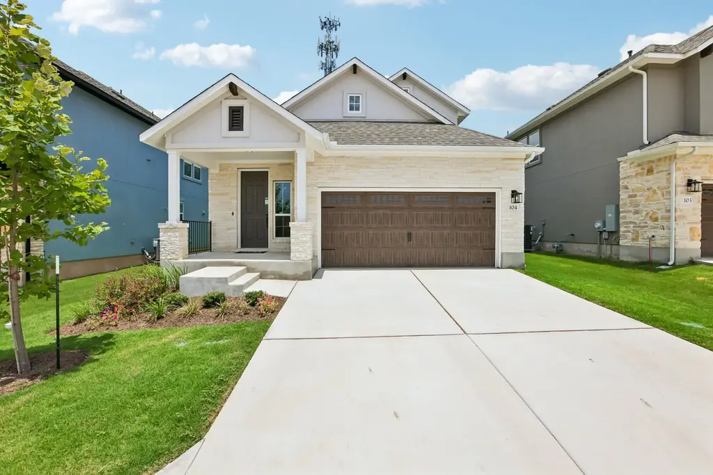 2605 Sam Bass Road 104, Round Rock