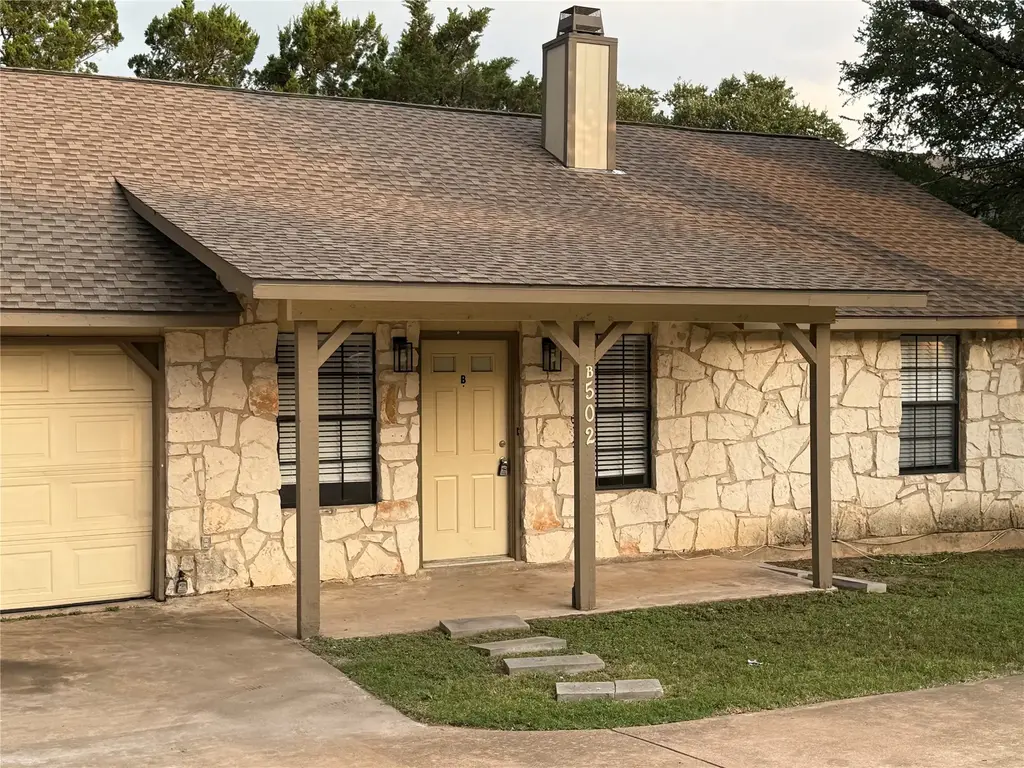 502-b Hedgewood Drive B, Georgetown