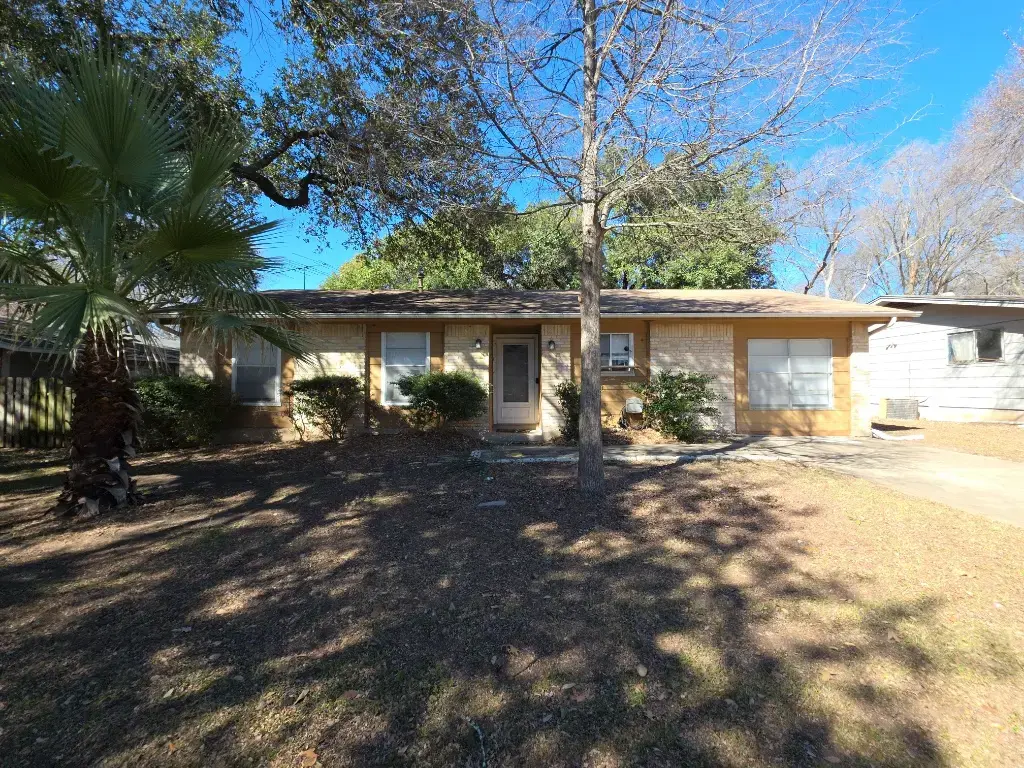 5204 Peppertree Parkway, Austin