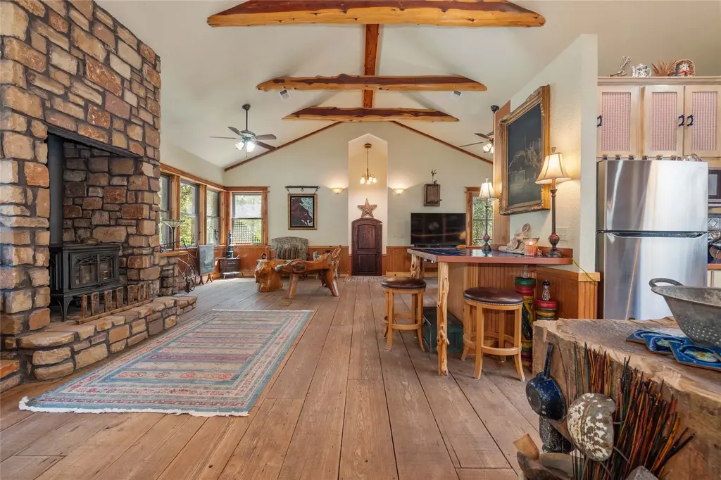 136 Red Fox Lane, Bastrop
