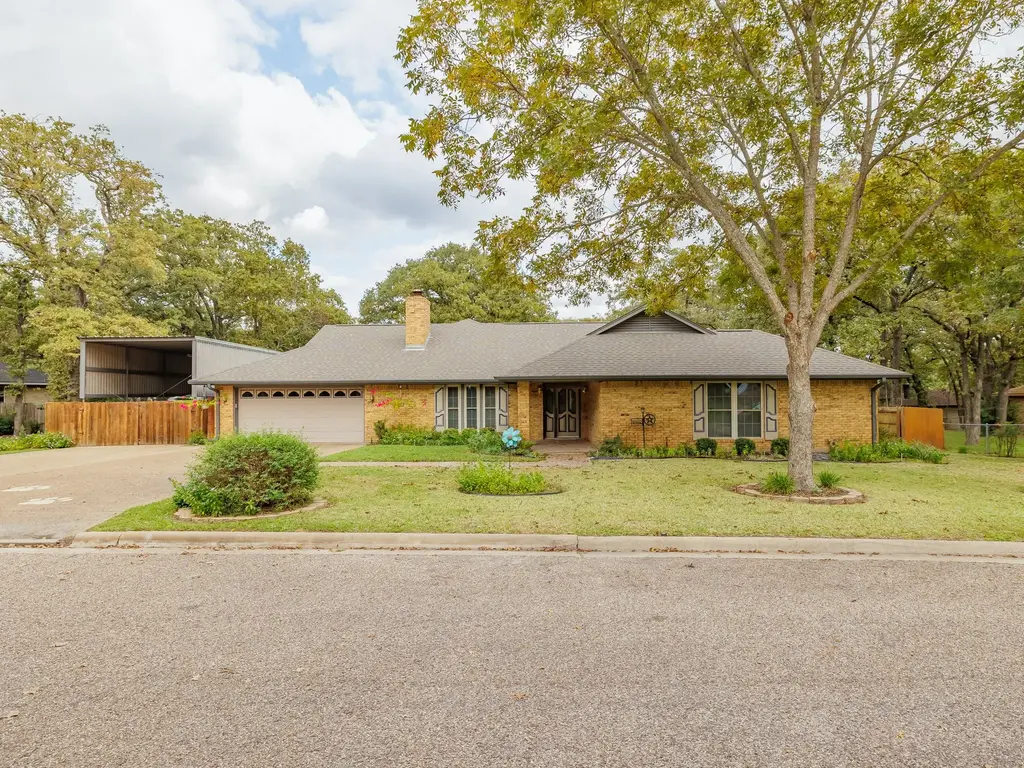 704 Enfield Road, Rockdale