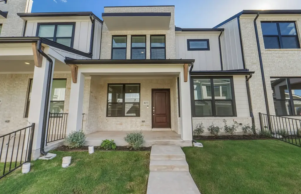 1280 E Main Street 403, Round Rock