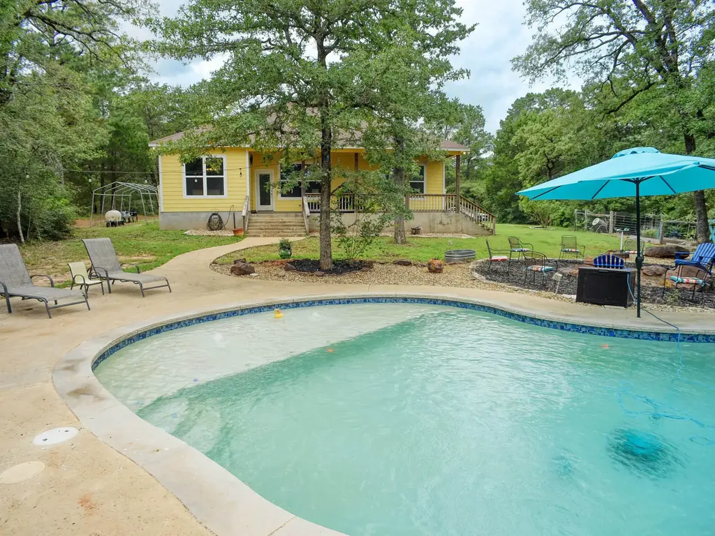 247 Campfire Way, Smithville