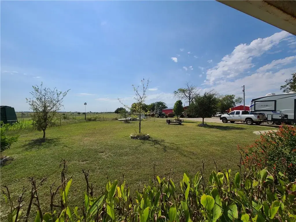 609 County Road 420, Taylor