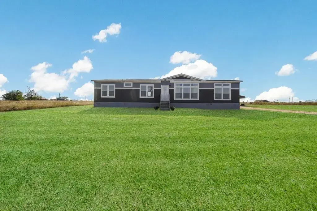 108 Daniel Drive, Bertram