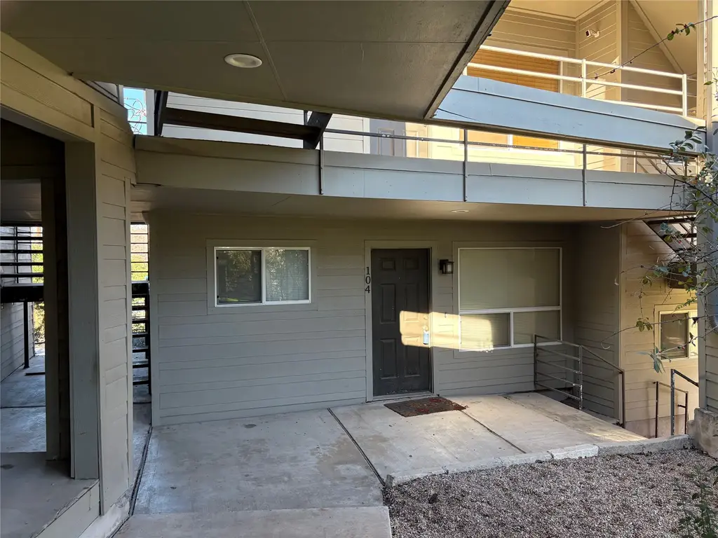 1514 Parker Lane 104, Austin