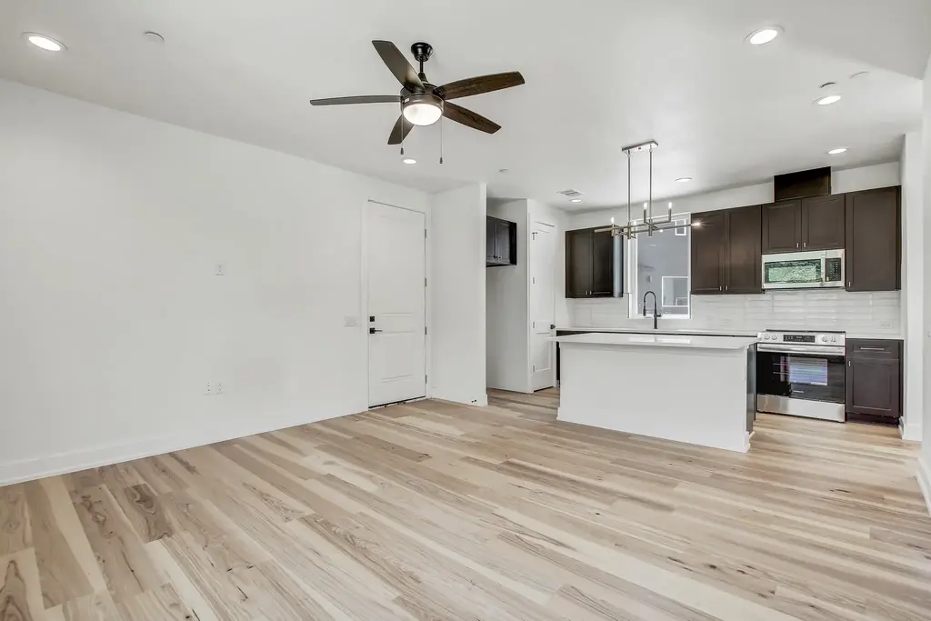 4127 E 12th Street 4, Austin
