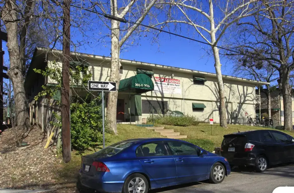 306 E 30th Street 102, Austin