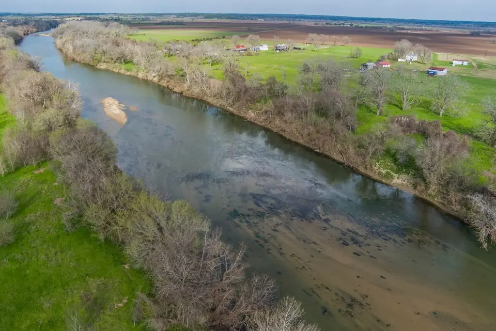 2940 Rabbs Prairie Road, La Grange