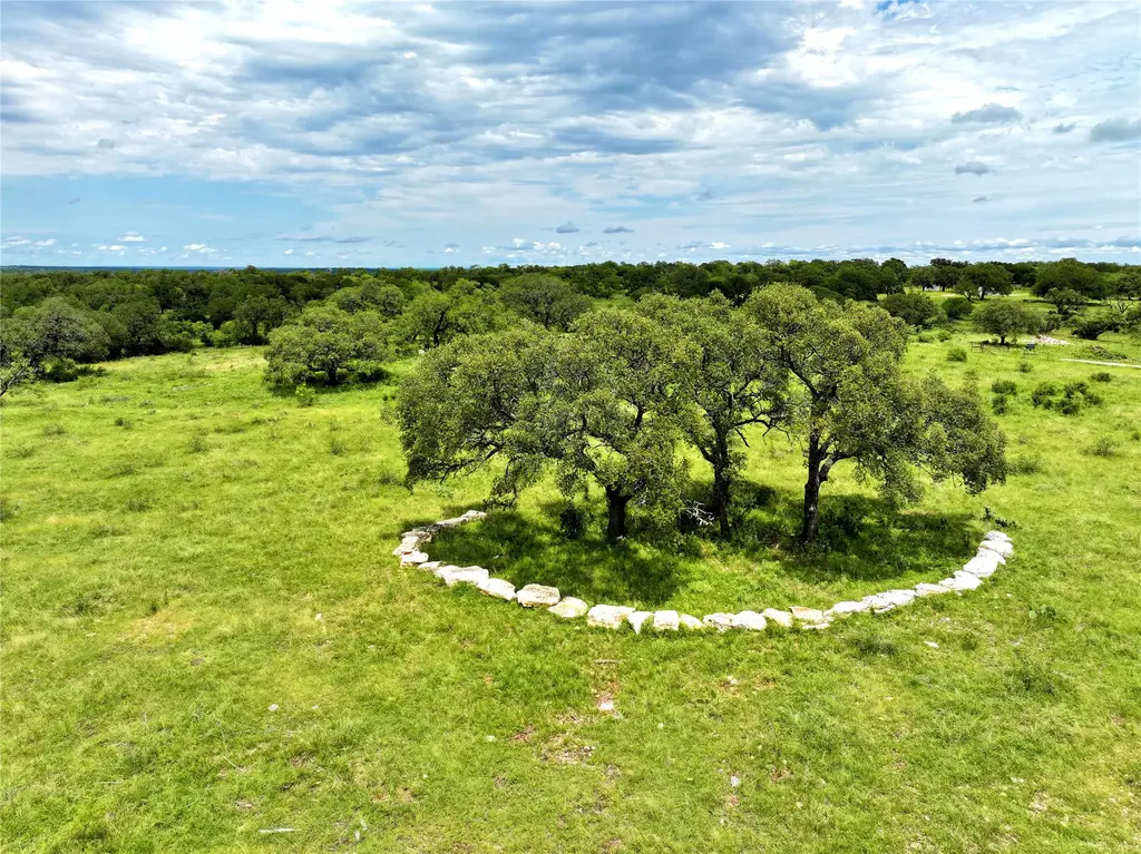 209 Rocky Hollow Road, San Saba