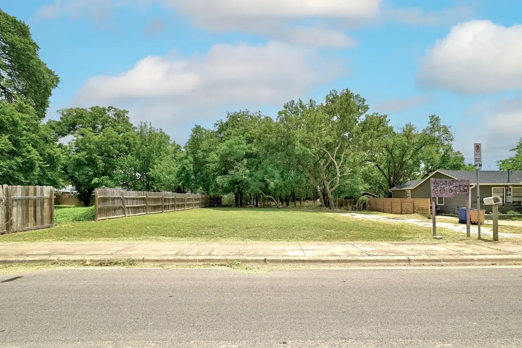 504 W Elliott Street, Austin