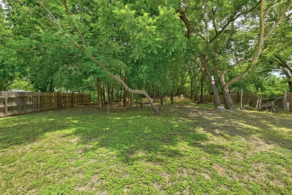 504 W Elliott Street, Austin