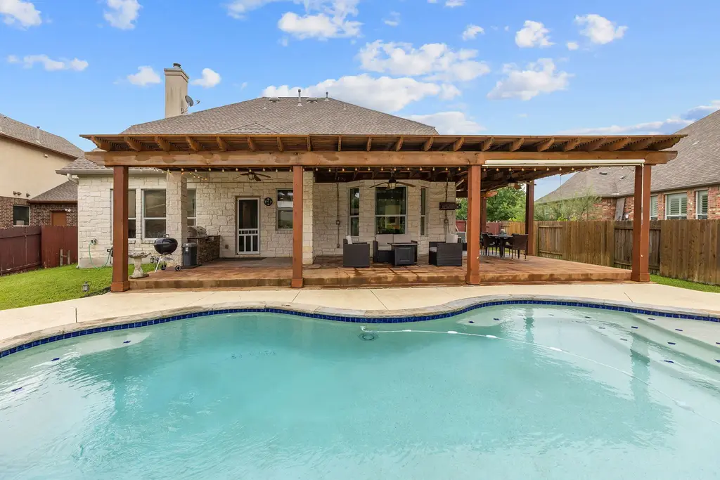 204 Lake Livingston Drive, Georgetown