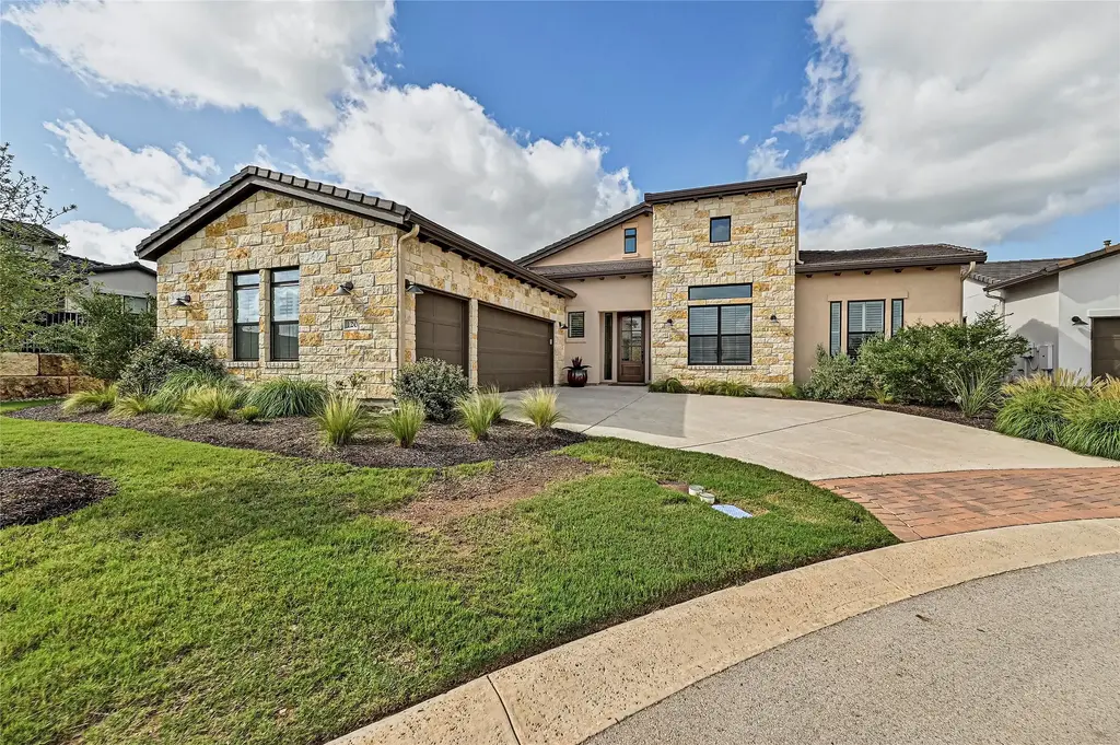 120 Delfino Place, Horseshoe Bay