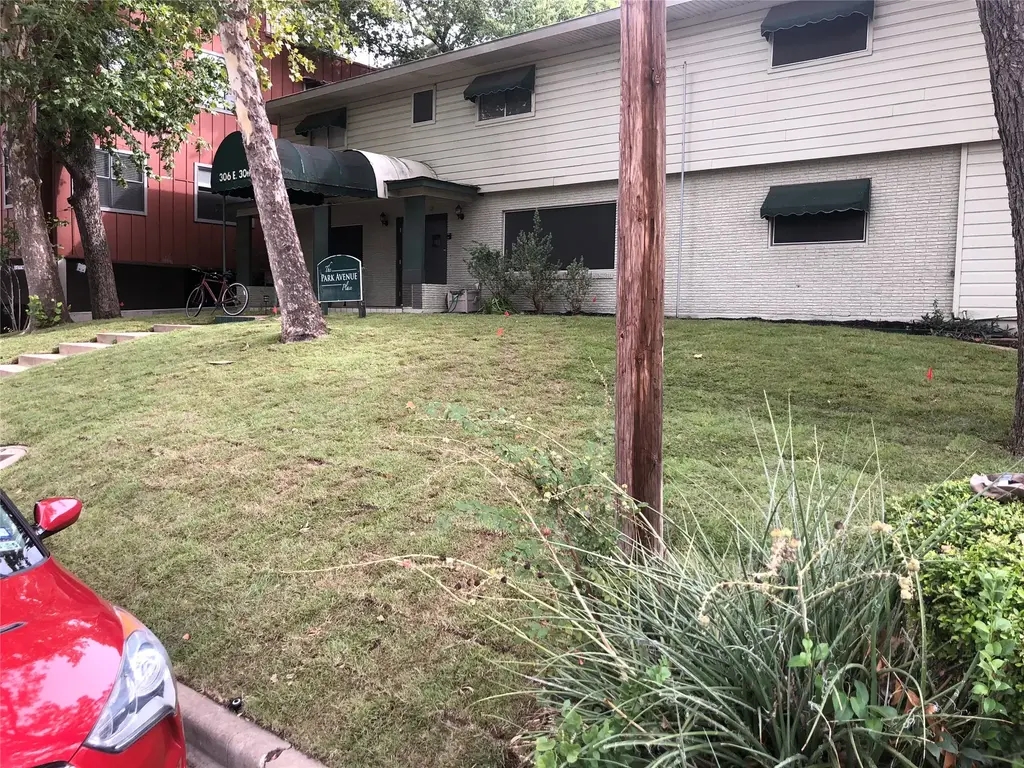 306 E 30th Street 205, Austin