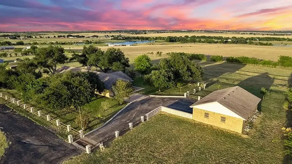 3739 S Fm 2184, Rogers