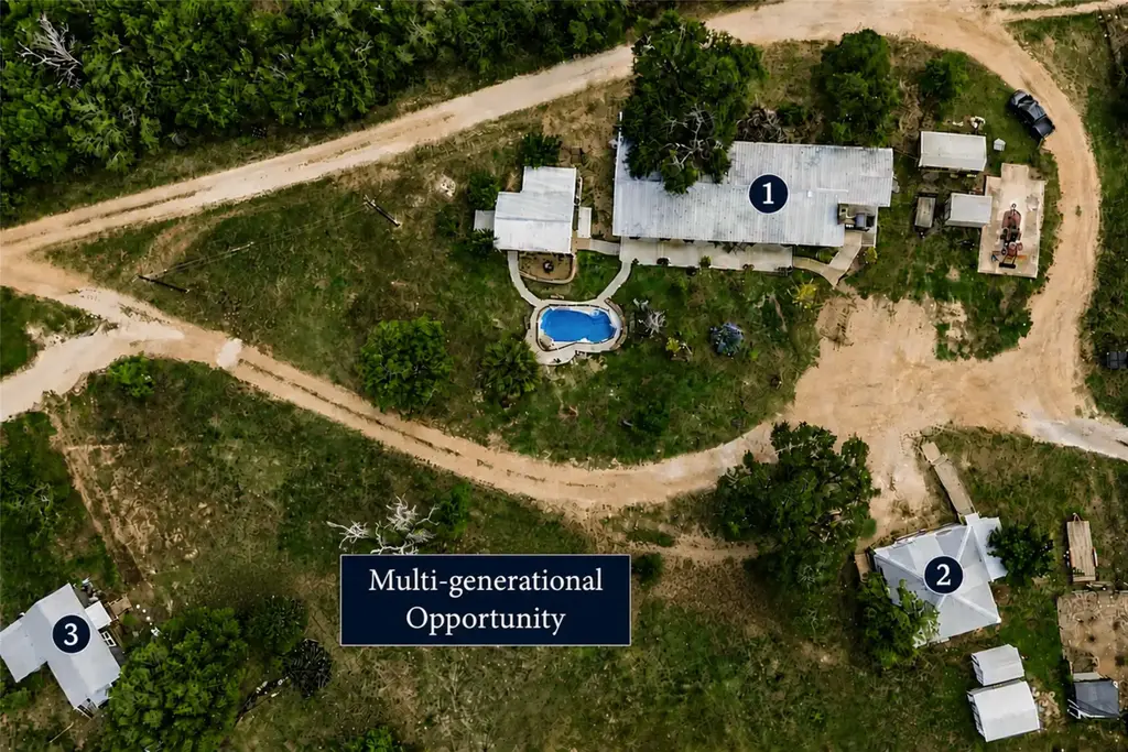 227 Henderson Lane, Lockhart