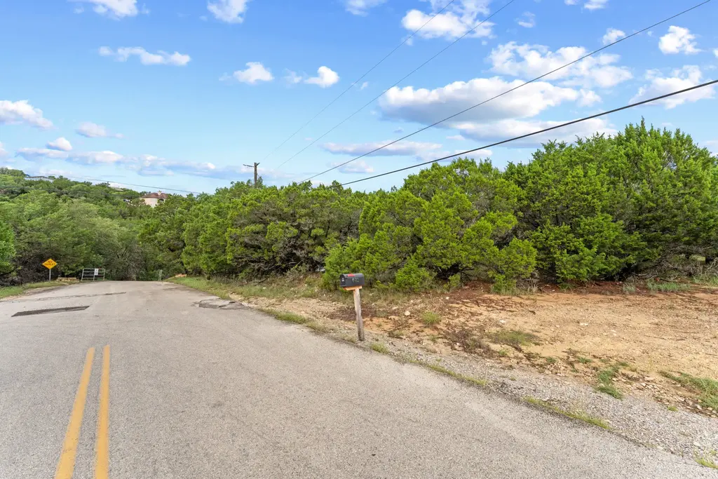 4602 Thunderbird Drive, Lago Vista