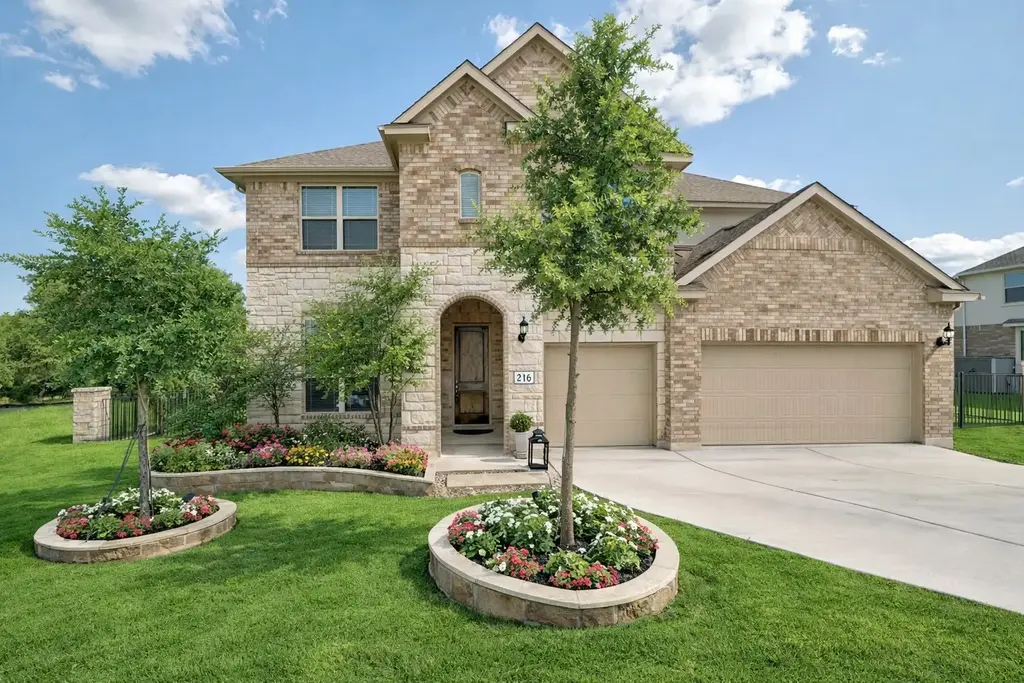 216 Tovas Secret Cove, Georgetown