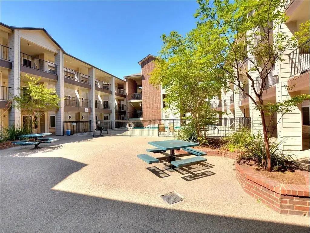 501 W 26th Street 121, Austin