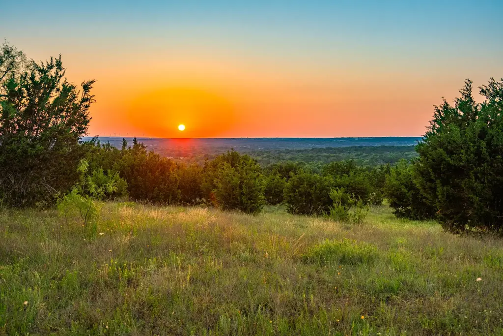 1305 County Road 3800, Lampasas