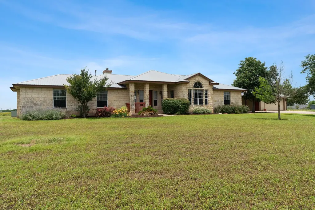 400 Hyview Lane, Hutto