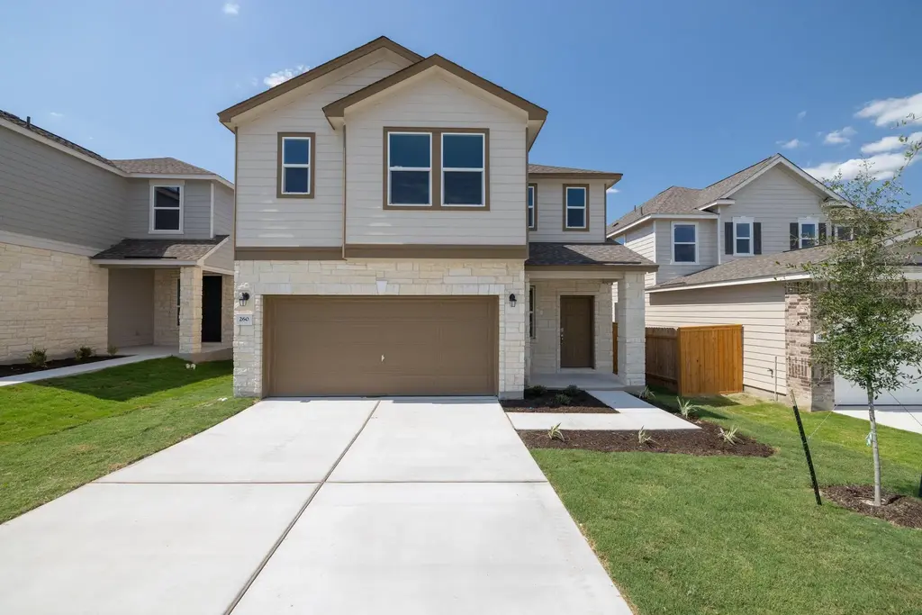 260 Feathers Street, Jarrell