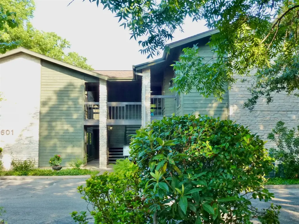 601 Hearn Street 207, Austin