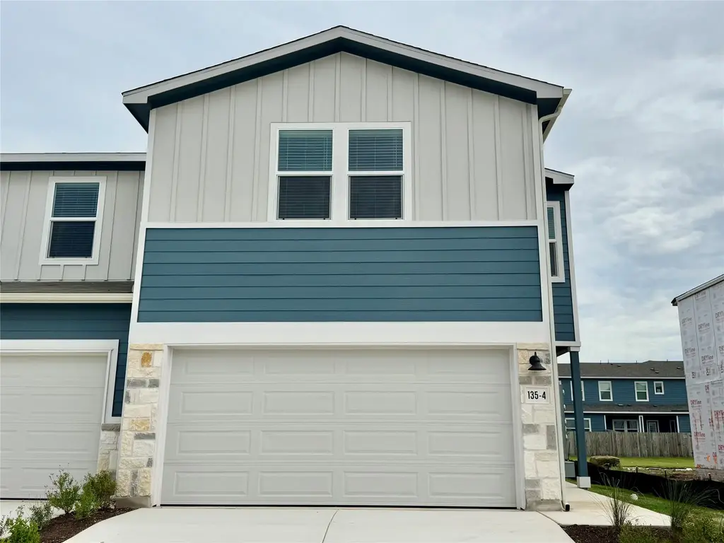 135 Cinnabar Lane 4, Kyle