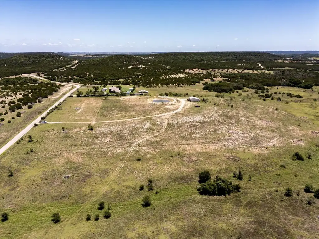 812 County Road 3295, Copperas Cove