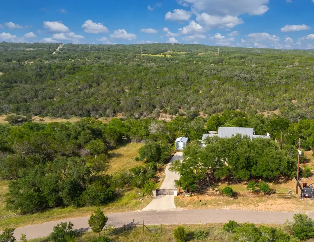 172 Bluff Trail, Dripping Springs