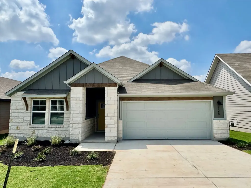125 Bonnellis Roost, Cedar Creek
