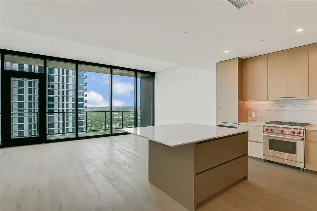 610 Davis Street 3502, Austin