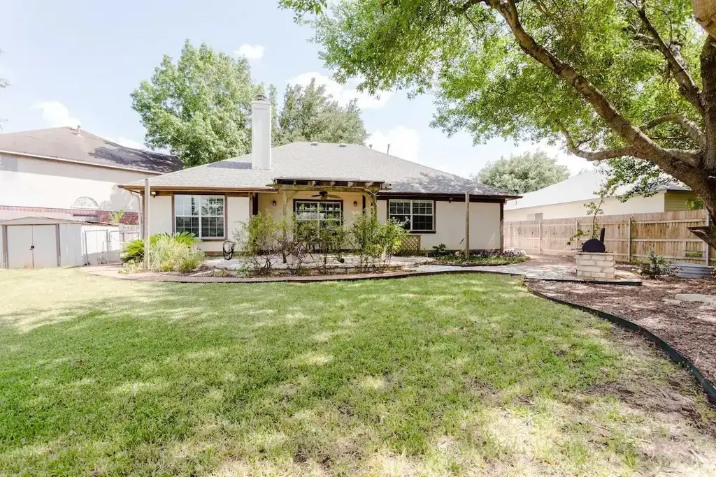 3137 Lake Cove, Round Rock