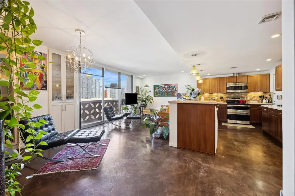 1801 Lavaca Street 11a, Austin