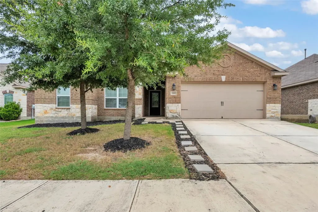 1181 Violet Lane, Kyle