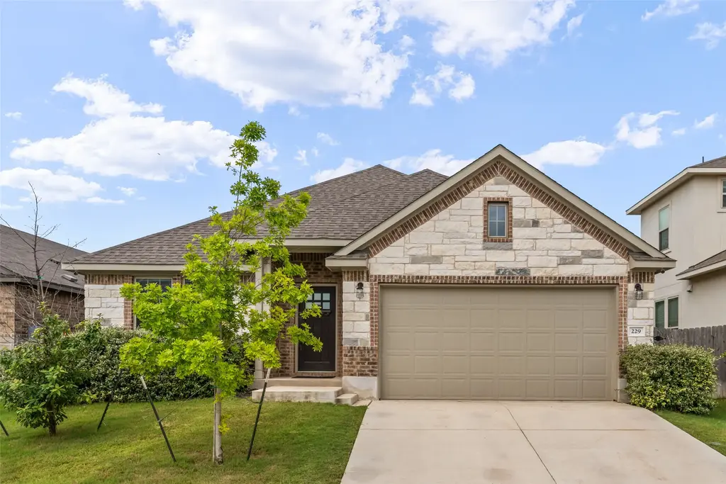 229 Blue Oak Boulevard, San Marcos