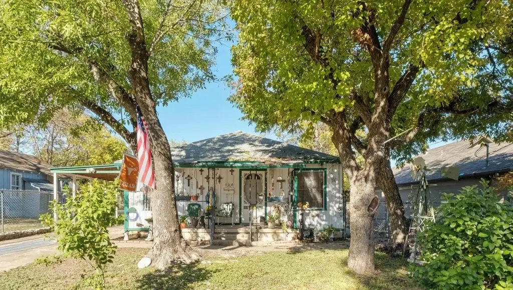 708 W Monroe Street, Austin